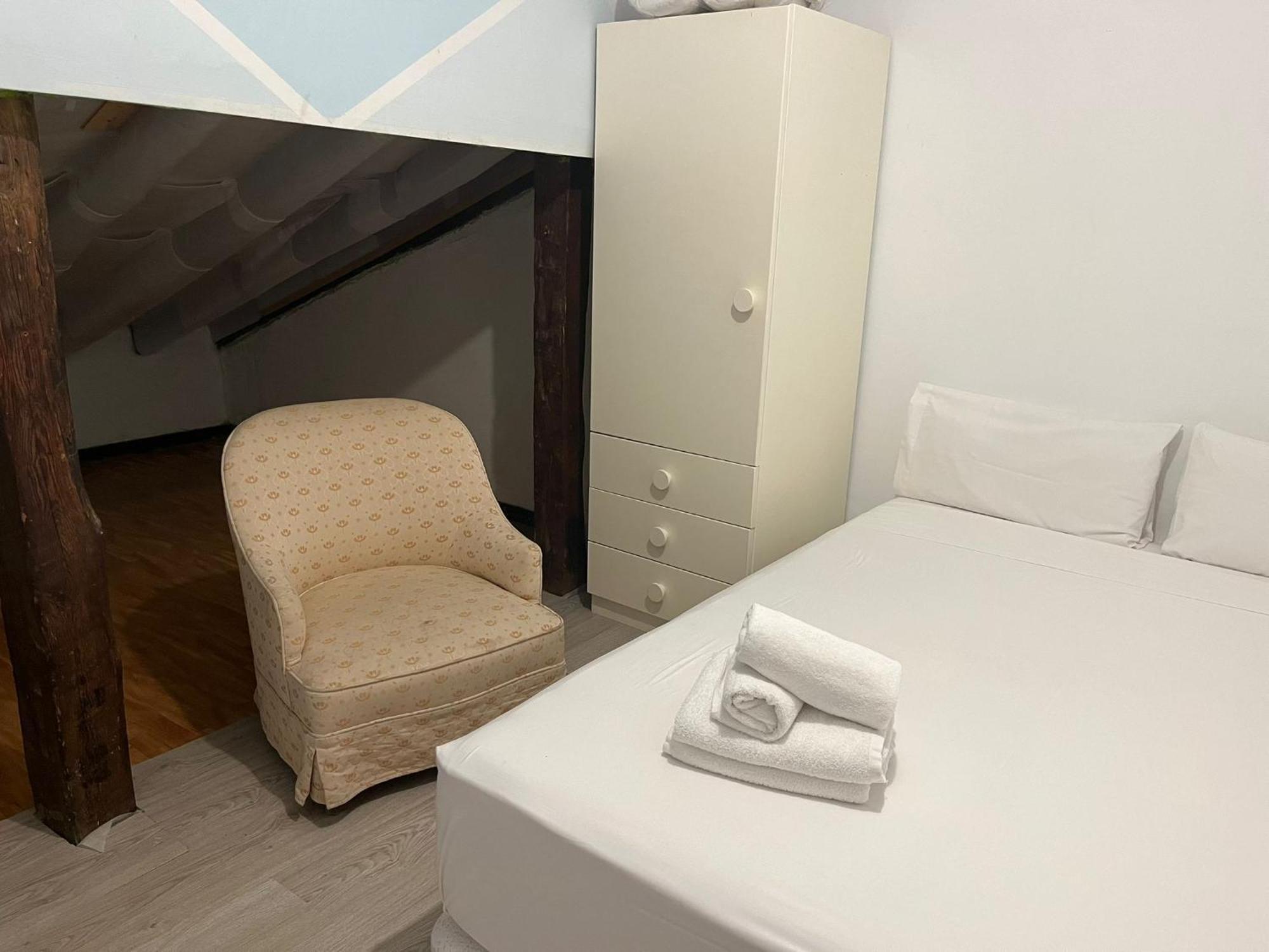 Ristbe Rooms Madrid Buitenkant foto
